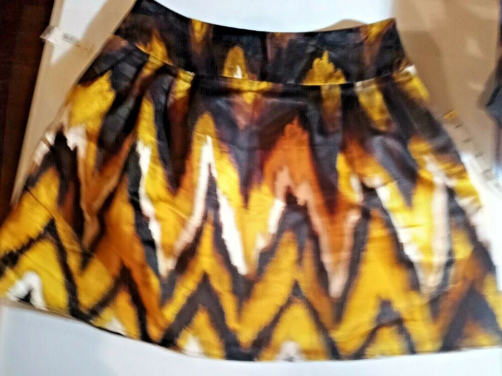 Worthington Skirt - Size 10P - Flared with Pleats